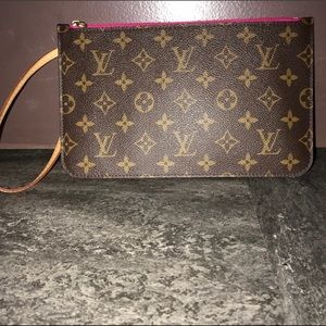 Louis Vuttion Wristlet